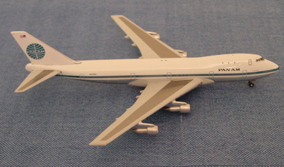Dragon+Wings+1+400+scale+model+of+Pan+Am+s+first+747+tail+number Dragon+Wings+1+400+scale+model+of+Pan+Am+s+first+747+tail+number